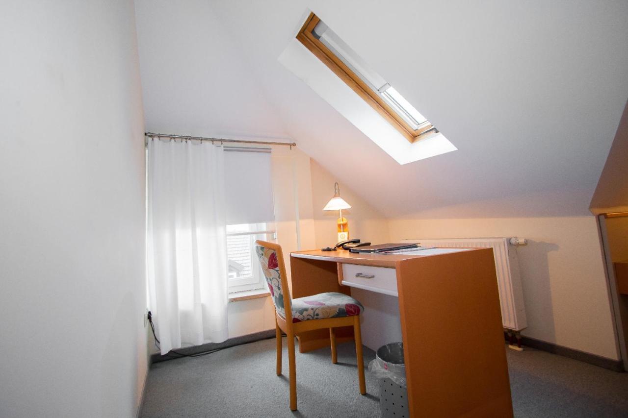 Hotel Garni Am Markt - Businesshotel - Fruehstuecksbuffet - Fahrradabstellplatz - Hunde Willkommen Нойштадт-Кобург Экстерьер фото